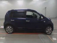 Volkswagen UP лот № 38292 оценка 4  с аукциона в Японии 2