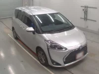 Toyota SIENTA лот № 30214 оценка 3.5  с аукциона в Японии 4