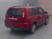 Nissan X-TRAIL лот № 608 оценка 3  с аукциона в Японии 1