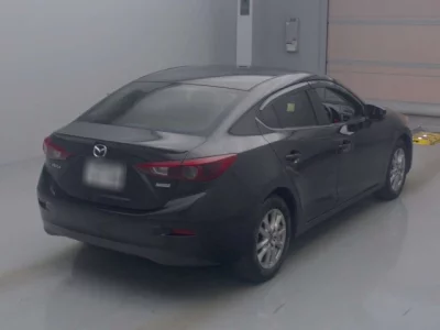 Mazda AXELA  с аукциона в Японии