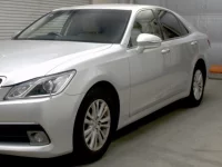 Toyota CROWN лот № 2062 оценка 3.5  с аукциона в Японии 3