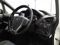 Toyota NOAH лот № 3177 оценка 3.5  с аукциона в Японии 6