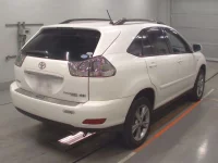 Toyota HARRIER лот № 30218 оценка 3.5  с аукциона в Японии 1