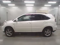 Toyota HARRIER лот № 30218 оценка 3.5  с аукциона в Японии 3