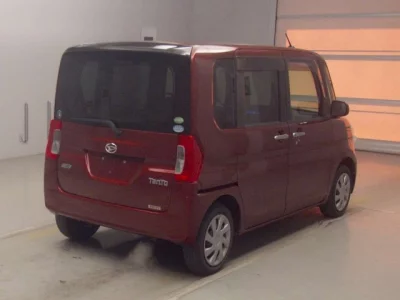 Daihatsu TANTO  с аукциона в Японии