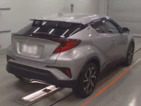 Toyota C-HR лот № 30221 оценка 4.5  с аукциона в Японии 1