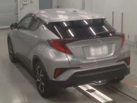 Toyota C-HR лот № 30221 оценка 4.5  с аукциона в Японии 5
