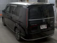 Honda STEP WAGON лот № 2067 оценка 4.5  с аукциона в Японии 1