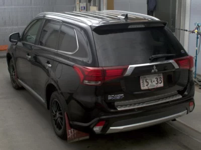 Mitsubishi OUTLANDER PHEV