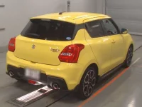 Suzuki SWIFT лот № 30224 оценка R  с аукциона в Японии 1