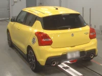Suzuki SWIFT лот № 30224 оценка R  с аукциона в Японии 5