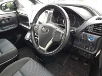 Toyota VOXY лот № 30157 оценка 3.5  с аукциона в Японии 6