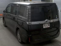 Toyota VOXY лот № 2072 оценка R  с аукциона в Японии 1