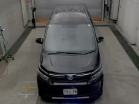 Toyota VOXY лот № 2072 оценка R  с аукциона в Японии 5