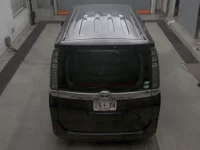 Toyota VOXY лот № 2072 оценка R  с аукциона в Японии 6