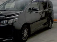 Toyota VOXY лот № 2072 оценка R  с аукциона в Японии 3