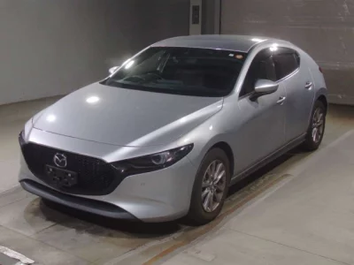 Mazda MAZDA3  с аукциона в Японии