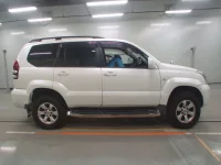 Toyota LAND CRUISER PRADO лот № 30229 оценка 3.5  с аукциона в Японии 2