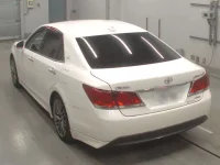 Toyota CROWN лот № 30232 оценка R  с аукциона в Японии 5