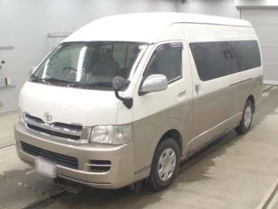 Toyota HIACE  с аукциона в Японии
