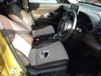 Toyota YARIS CROSS лот № 30165 оценка 4.5  с аукциона в Японии 7