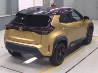 Toyota YARIS CROSS лот № 30165 оценка 4.5  с аукциона в Японии 1