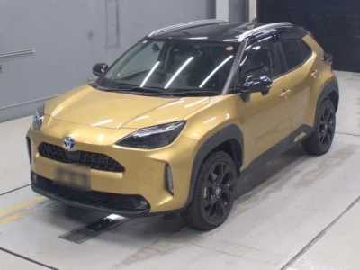 Toyota YARIS CROSS  с аукциона в Японии