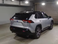 Toyota RAV4 лот № 619 оценка RA  с аукциона в Японии 1