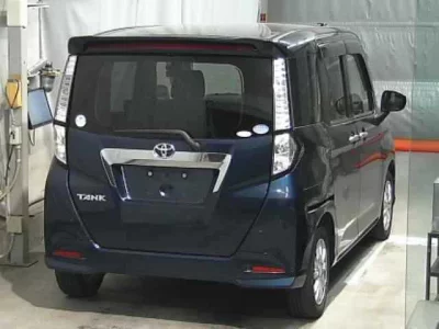 Toyota TANK
