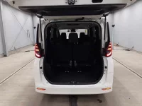 Toyota NOAH лот № 3207 оценка 3  с аукциона в Японии 10