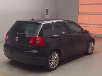 Volkswagen GOLF  с аукциона в Японии