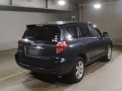 Toyota VANGUARD  с аукциона в Японии