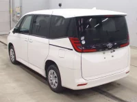 Toyota NOAH лот № 3209 оценка 3.5  с аукциона в Японии 5