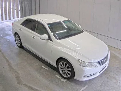Toyota MARK X  с аукциона в Японии