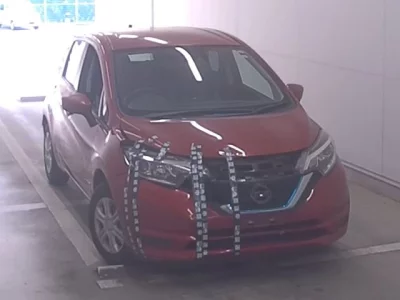 Nissan NOTE  с аукциона в Японии