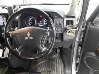 Mitsubishi DELICA D5 лот № 30253 оценка 3.5  с аукциона в Японии 6