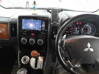 Mitsubishi DELICA D5 лот № 30253 оценка 3.5  с аукциона в Японии 8