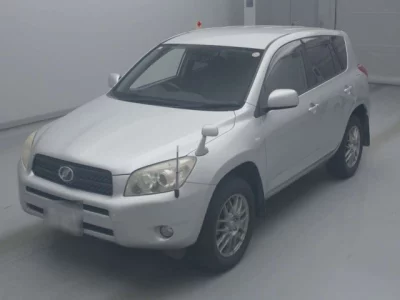Toyota RAV4  с аукциона в Японии