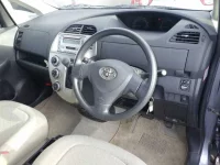 Toyota RACTIS лот № 4603 оценка 3.5  с аукциона в Японии 2