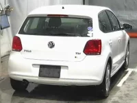 Volkswagen POLO лот № 3015 оценка 3.5  с аукциона в Японии 1