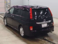 Toyota ISIS лот № 3219 оценка 3.5  с аукциона в Японии 5