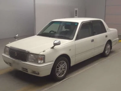 Toyota CROWN  с аукциона в Японии