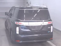 Nissan ELGRAND лот № 4059 оценка R  с аукциона в Японии 1