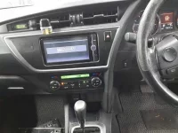 Toyota AURIS лот № 30258 оценка 4  с аукциона в Японии 8