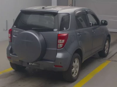 Toyota RUSH  с аукциона в Японии