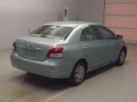 Toyota BELTA лот № 74103 оценка 3.5  с аукциона в Японии 1