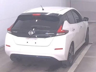 Nissan LEAF  с аукциона в Японии