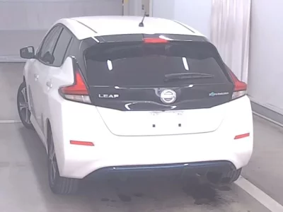 Nissan LEAF  с аукциона в Японии