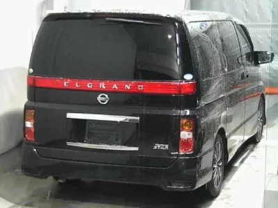 Nissan ELGRAND  с аукциона в Японии
