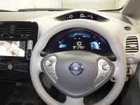 Nissan LEAF лот № 4062 оценка R  с аукциона в Японии 2